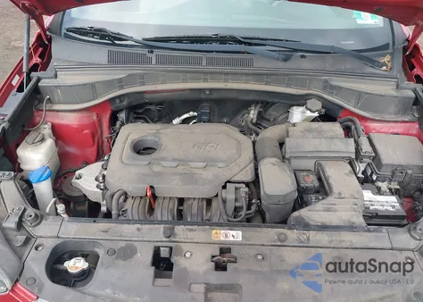 2018 Hyundai Santa Fe Sport 2.4L z USA, uszkodzony, nr VIN 5XYZT3LB3JG541780